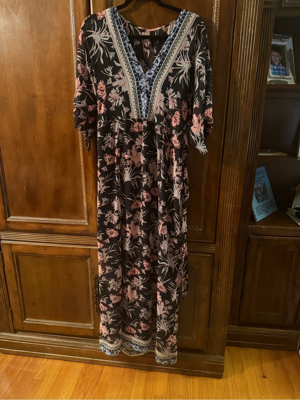 Express Floral V-Neck Maxi Dress in Black and Pink